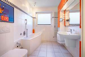 Property thumbnail 9