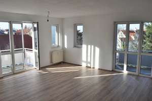 * Eigennutzung möglich * lichtdurchflutet * Tageslichtküche * Wanne * 3 Balkone * – Brunnenstraße 1, 4288 Liebertwolkwitz, Leipzig – Vorschaubild 2