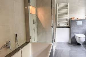 Exklusives Penthouse am Burgberg – Die vollständige Adresse der Immobilie erhältst du vom Anbieter., 91054 Burgberg, Erlangen – Vorschaubild 7