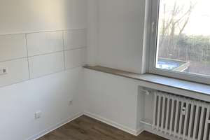 Renovierte 2-Zimmer Wohnung mit Balkon im grünen Zinkhüttenpark in Duisburg Hamborn – Am Zinkhüttenplatz 19, 47166 Obermarxloh, Duisburg – Vorschaubild 5