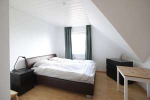 Großzügiges Ein- bis Zweifamilienhaus mit Doppelgarage in bester Lage der Solinger-S – Die vollständige Adresse der Immobilie erhältst du vom Anbieter., 42657 Burg/Höhscheid, Solingen – Vorschaubild 13