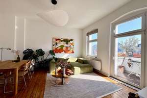 Bezugsfrei | Renoviert | 2,5-Zimmer |  Balkon - Move In | Renovated | 2,5  R | Balcony