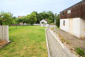 Zweifamilienhaus mit Garten in Wolfsburg-Mörse! – Die vollständige Adresse der Immobilie erhältst du vom Anbieter., 38442 Mörse, Wolfsburg – Vorschaubild 2