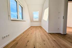 Modern wohnen im Grünen – Doppelhaushälfte mit A+ Effizienz & PV in München-Allach – Die vollständige Adresse der Immobilie erhältst du vom Anbieter., 80997 Allach, München – Vorschaubild 2