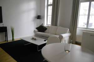 City Apartment mit Einbauküche, public Sauna und Fitness im Gebäude! – Chausseestr.  106, 10115 Mitte (Ortsteil), Berlin – Vorschaubild 3