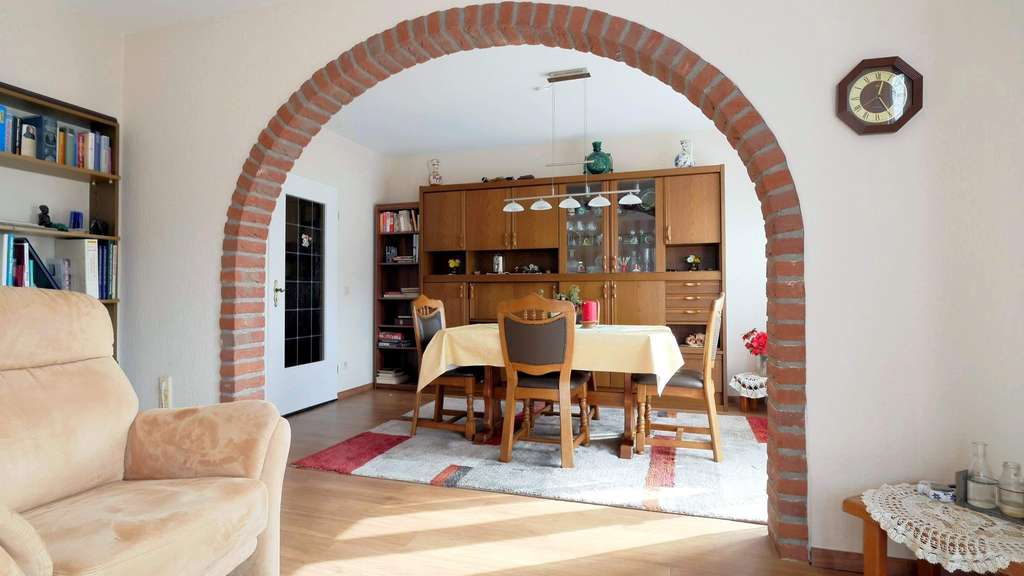 Immobilie in Kleve - Gepflegte Eigentumswohnung mit Einbauküche, Balkon und PKW-Stellplatz in Kleve - Bild 3