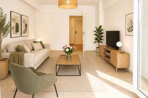 Besonders ruhig, Süd-Balkon, Aufzug, Badewanne - modernisiert, barrierefrei, allergiefreundlich – 40479 Pempelfort, Düsseldorf – Vorschaubild 4