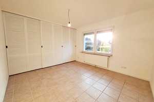 Umfassend renoviertes Einfamilienhaus mit zwei Garagen und familiengerechtem Grundriss – Stormarn (Kreis) – Vorschaubild 8