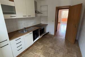 Moderne sonnige 2-R-Wohnung mit Einbauküche im 1.OG mit Balkon + PKW-Stellplatz – Clausstraße 101, 9126 Lutherviertel, Chemnitz – Vorschaubild 2