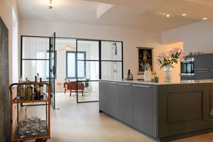 Bötzowkiez pur – sanierte 4-Zimmer-Altbauwohnung mit Loftcharakter und Balkon