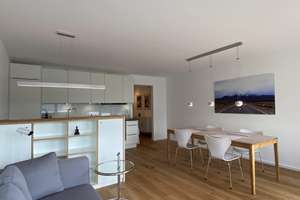 Möblierte Designwohnung, Top-Lage in Köln Bayenthal, Nähe Rhein, Sonnenbalkone, All-in-Miete – Bernhardstr. 147, 50968 Bayenthal, Köln – Vorschaubild 12
