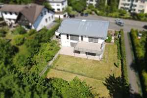 Exklusives Architektenhaus in Sonnenlage am Höhlerberg! – Höhlerstraße 30, 35423 Gießen (Kreis) – Vorschaubild 1