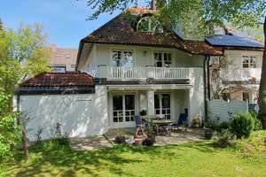 Viel Platz für die Familie; Doppelhaushälfte mit tollem Garten in guter und ruhiger Lage; prov.frei – Die vollständige Adresse der Immobilie erhältst du vom Anbieter., 81545 Harlaching, München – Vorschaubild 2