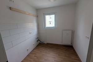 gepflegte 3 Zimmer Wohnung mit Balkon – Augspurgstraße 6, 27578 Lehe, Bremerhaven – Vorschaubild 3