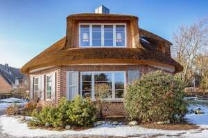 Extravagantes Einzelhaus mit Pool unter Reet! Provisionsfrei! – Die vollständige Adresse der Immobilie erhältst du vom Anbieter., 25980 Sylt (Gemeinde) – Vorschaubild 1