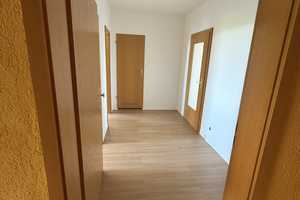 Erstbezug nach Sanierung: 3-Zimmer-Wohnung - Ruhige Lage/ sehr gut angebunden – Am Königsborn 5, 99097 Erfurt – Vorschaubild 2