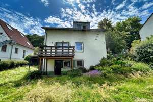 Bonn-Bad Godesberg - Einfamilienhaus mit viel Potenzial! – Die vollständige Adresse der Immobilie erhältst du vom Anbieter., 53175 Godesberg-Nord, Bonn – Vorschaubild 2