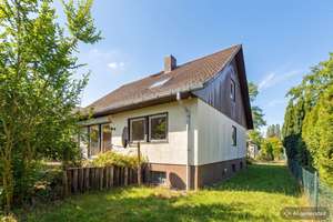 Platz für Ideen - Sanierungsbedürftiges Einfamilienhaus auf sonnigem Grundstück – Die vollständige Adresse der Immobilie erhältst du vom Anbieter., 13503 Heiligensee, Berlin – Vorschaubild 3