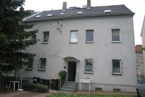Mitte bewohnen, oben und unten kassieren – Freiheitsstr. 99, 8064 Cainsdorf, Zwickau – Vorschaubild 1