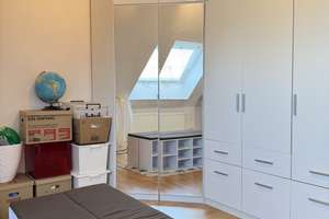 "ENTDECKE DIE MÖGLICHKEITEN !" Interessantes kleines Mehrfamilienhaus auf Erbpachtgrundstück! – Die vollständige Adresse der Immobilie erhältst du vom Anbieter., 60529 Schwanheim, Frankfurt am Main – Vorschaubild 20