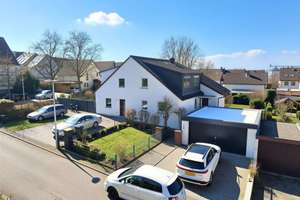Halbes Haus, ganzes Glück, noch mehr Garten! FALC Immobilien Heilbronn – Damaschkestraße 3, 74081 Sontheim, Heilbronn – Vorschaubild 3