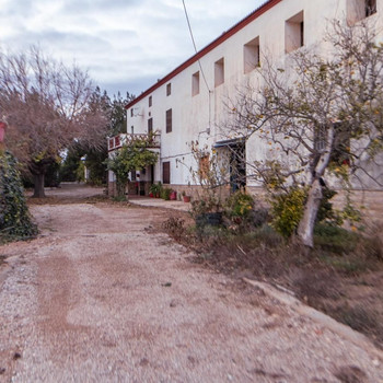 MASIA ZU VERKAUFEN IN MASDENVERGE TARRAGONA