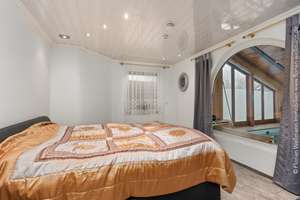 Traumhaftes Wohnen: Großzügiges Haus mit Kamin und Spa-Bereich – Die vollständige Adresse der Immobilie erhältst du vom Anbieter., 28832 Achim – Vorschaubild 18