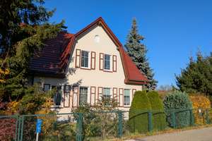 Mehrgenerationen-Immobilie mit vielseitigem Potenzial