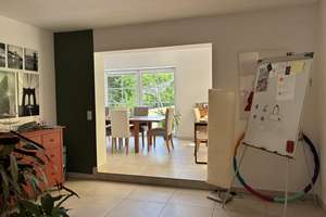 Modernes Wohnen in Siegen-Geisweid: Top- Grundstück mit Weitblick, 2 Garagen & Carport. – Die vollständige Adresse der Immobilie erhältst du vom Anbieter., 57078 Geisweid, Siegen – Vorschaubild 10