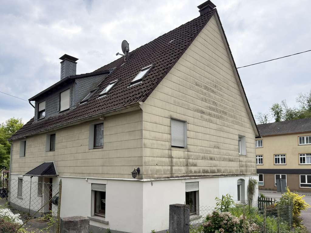 Immobilie in Engelskirchen - Charmantes Einfamilienhaus mit Atelier & Entwicklungspotenzial – 45 km von Köln, mitten im Grünen - Bild 4