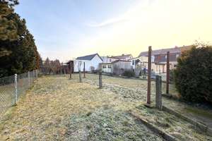Gedämmte Doppelhaushälfte, mit Heizungsanlage von 2021, Doppelgarage und Gartengrundstück in Greppin – Karl-Liebknecht-Straße 30, 6803 Bitterfeld-Wolfen – Vorschaubild 23
