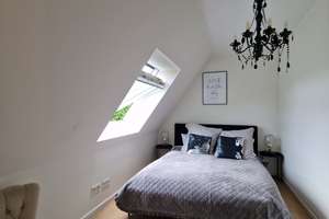 *Traumhaus Wellingsbüttel* 180 m² Wohn-/Nutzfläche - ruhig in 2. Reihe wohnen!* – 22391 Wellingsbüttel, Hamburg – Vorschaubild 23