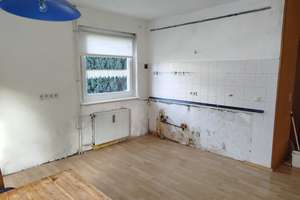 Raum für Familienleben – Reiheneckhaus mit fünf Schlafzimmern und Terrasse – 38259 Salzgitter-Bad, Salzgitter – Vorschaubild 3