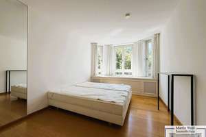 Zwischen Englischem Garten und Isar gelegen: 4-Zimmer-Maisonette-Wohnung mit Süd-Balkon und DT – Die vollständige Adresse der Immobilie erhältst du vom Anbieter., 80538 Englischer Garten, München – Vorschaubild 9
