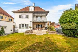 Repräsentative Stadtvilla in
 Bestlage – ein Zuhause für Kenner
 stilvollen Wohnens. – Die vollständige Adresse der Immobilie erhältst du vom Anbieter., 93051 Kumpfmühl-Ziegetsdorf-Neuprüll, Regensburg – Vorschaubild 1