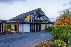 Besonderes voll möbliertes Architektenhaus aus Holz & Glas – Die vollständige Adresse der Immobilie erhältst du vom Anbieter., 57580 Gebhardshain – Vorschaubild 11