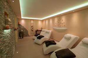 ***Heike Borchers Immobilien***Der Traum vom Haus***Exklusive Wohlfühl-Oase für die ganze Familie*** – Die vollständige Adresse der Immobilie erhältst du vom Anbieter., 82008 Unterhaching – Vorschaubild 17