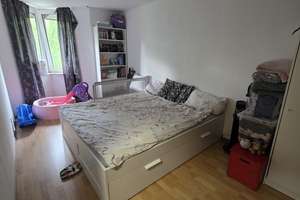 Geräumige Etagen-Wohnung in citynaher Lage von KR-Cracau zu vermieten