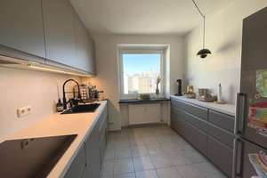 ⭐++4-Zimmer Wohnung ++sehr hell++geräumig++ moderne EBK zur Ablöse