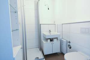 Gemütliche Zwei-Zimmer-Dachgeschoss-Wohnung in Ohligs. – Die vollständige Adresse der Immobilie erhältst du vom Anbieter., 42697 Ohligs/Aufderhöhe/Merscheid, Solingen – Vorschaubild 5