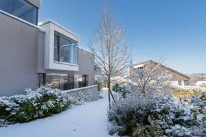 Architektenbungalow,  hell, großzügig + luxuriös ausgestattet,  Pool, Garage, fantastischer Garten – Die vollständige Adresse der Immobilie erhältst du vom Anbieter., 91077 Neunkirchen am Brand – Vorschaubild 1