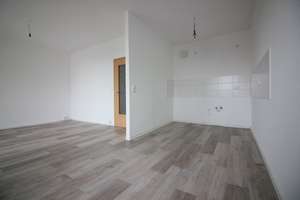3-Raumwohnung mit Badewanne und Balkon – Irkutsker Straße 255, 9119 Kappel, Chemnitz – Vorschaubild 3