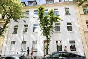 Erstbezug nach Renovierung: 3-Zimmer-Wohnung in Düsseldorf-Benrath
