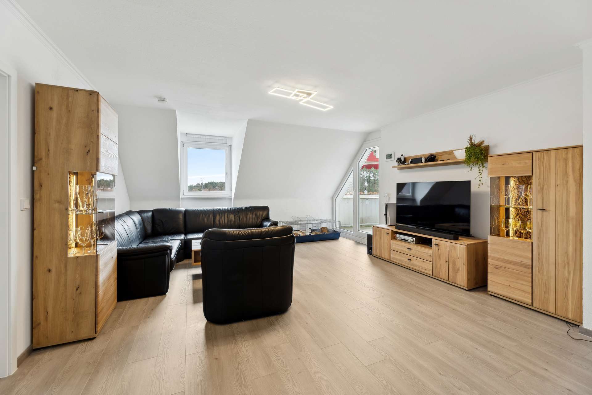 Immobilie in Röttenbach - Schicke 4-Zimmer Maisonette-Wohnung (2. OG u. DG) in Ortsrandlage von Röttenbach! - Bild 9