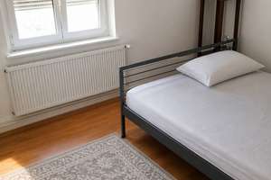 3-Zimmer-Wohnung in Reutlingen: Viel Platz für Ihre Ideen – Tübinger Straße 84, 72762 Reutlingen-Mitte, Reutlingen – Vorschaubild 2