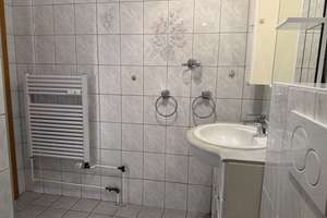 VERMITTELT IN 6 WOCHEN - Schöne 2 Zimmer Wohnung mit Balkon und Aufzug in Lürrip, FAKTOR 15 – Die vollständige Adresse der Immobilie erhältst du vom Anbieter., 41065 Lürrip, Mönchengladbach – Vorschaubild 19