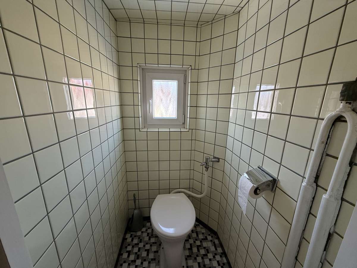 Immobilie in Mitterteich - Renovierungsbedürftiges Wohnhaus mit Garage in Mitterteich! - Bild 5