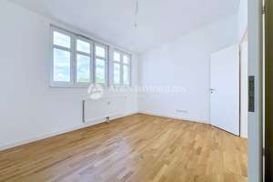 Dachgeschosswohnung mit Südbalkon: Stilvolle 2,5-Zimmer-Wohnung in Top-Zustand – Trützschlerstr. 12, 12487 Johannisthal, Berlin – Vorschaubild 15