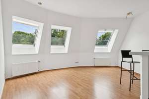 Attraktive, frisch renovierte 2-Zimmer-Wohnung mit moderner Einbauküche – Die vollständige Adresse der Immobilie erhältst du vom Anbieter., 12557 Köpenick, Berlin – Vorschaubild 3