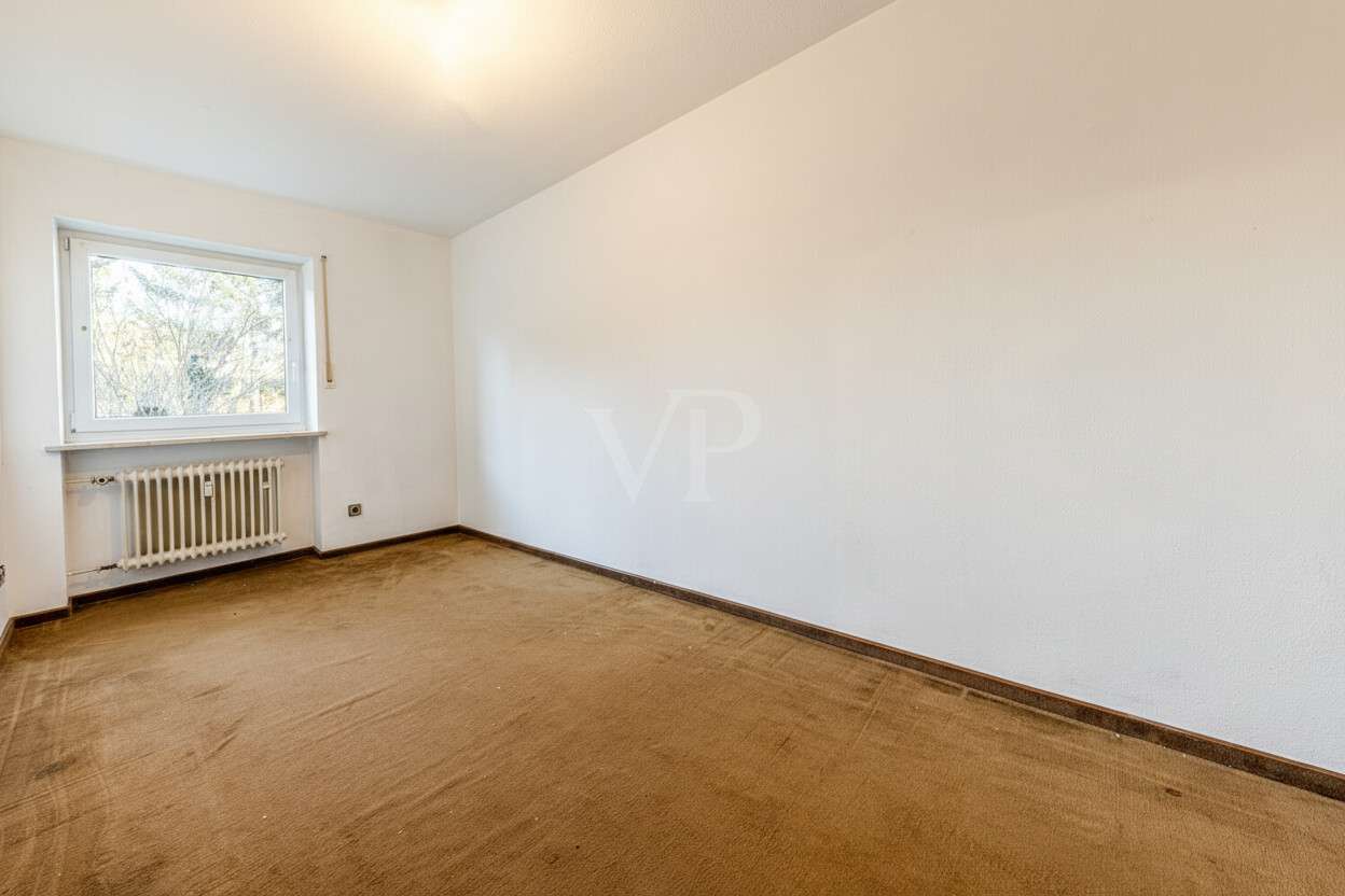 Immobilie in Pliening - Lichtdurchflutete 4-Zimmer-Wohnung mit Terrasse - Bild 9